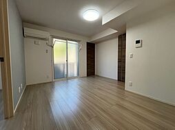 モッペル 105 1階1LDKのリビング/ダイニング