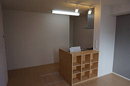 メゾン・ド 白山 102 1階2LDKのリビング/ダイニング