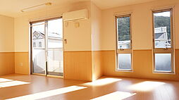 マロン・スクエア　A棟 A207 2階2LDKのリビング/ダイニング