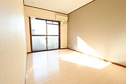 メゾンドゥ・ボヌール 105 1階2LDKのリビング/ダイニング