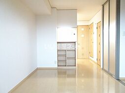 ＰＲＩＮＣＥＳＳ　I・II 1-201 2階1LDKのリビング/ダイニング