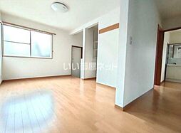 モンパレスA 101 1階1LDKのリビング/ダイニング