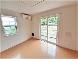 ボヌールエスパスIII番館 101 1階1LDKのリビング/ダイニング