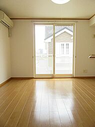 イリスＢ 201 2階1LDKのリビング/ダイニング