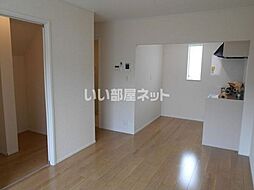 UNIR長田町(ウニール) 102 1階ワンルームのリビング/ダイニング