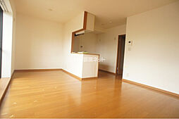 シュロス松前台 305 3階1LDKのリビング/ダイニング