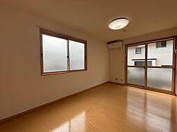 ロイヤルシティ富の原 101 1階1LDKのリビング/ダイニング