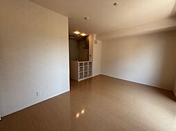 ラ・サクラ・サクラI/ラ・愛夏・ミミ　ラ・サクラ・サクラI 205 2階1LDKのリビング/ダイニング