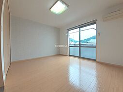 カサベルデIII 203 2階1Kのリビング/ダイニング