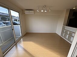 グランモアTOJIKI 101 1階2DKのリビング/ダイニング