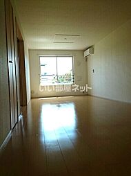 ルミエールＳ 103 1階1LDKのリビング/ダイニング