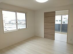 プランドール流川 201 2階1LDKのリビング/ダイニング