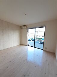 ディアス恩田　Ｂ棟 101 1階3DKのリビング/ダイニング