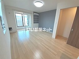 サン・ガーデン　II 201 2階1Kのリビング/ダイニング