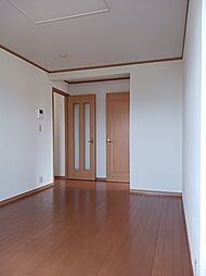 アースブラウンＫ・ＴIV 104 1階2LDKのリビング/ダイニング