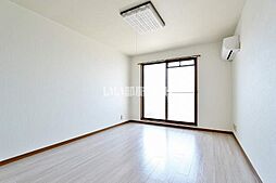 青紫苑 B 3階ワンルームのリビング/ダイニング