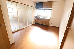 サン・フラッツ　II棟 101 1階3DKのリビング/ダイニング