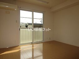 ラ・ステュディオ 205 2階ワンルームのリビング/ダイニング