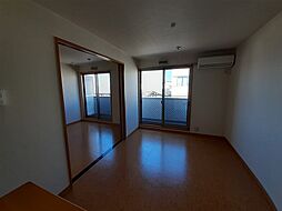 伊賀鉄道 上野市駅 徒歩6分の賃貸アパート 3階1LDKのリビング/ダイニング