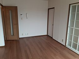 プリシアード　II 202 2階2DKのリビング/ダイニング