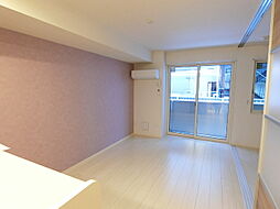 イーストナイン 103 1階1LDKのリビング/ダイニング