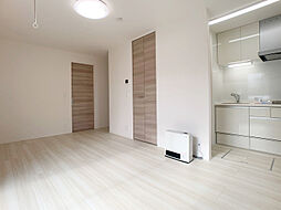 グランスクエア　I番館 102 1階ワンルームのリビング/ダイニング