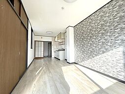 南岩国マンション 201 2階ワンルームのリビング/ダイニング