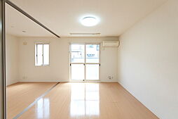 ロミオ・グレース　C 102 1階1LDKのリビング/ダイニング