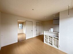 フォンテーヌ 105 1階1LDKのリビング/ダイニング