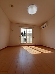 メゾン・ド・ルポス 203 2階1LDKのリビング/ダイニング