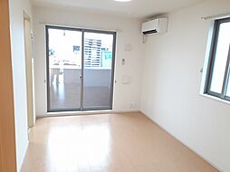 マール・メゾン 102 1階1SKのリビング/ダイニング