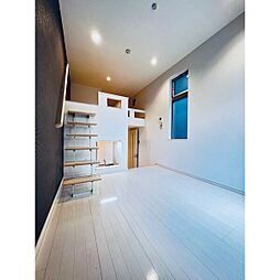 クリスタルガーデン 101 1階1Kのリビング/ダイニング