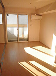 シャトレ ロザージュ 202 2階1LDKのリビング/ダイニング