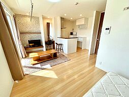 湘南新宿ライン宇須 小山駅 バス10分 中央福祉医療専門学校バス停下車 徒歩5分の賃貸アパート 1階ワンルームのリビング/ダイニング