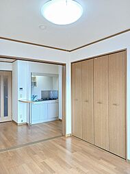 ＰＬＥＡＳＵＲＥＳ 607 6階1DKのリビング/ダイニング