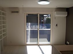 クレストコート 105 1階1LDKのリビング/ダイニング