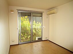 ダンディライオン A101 1階1LDKのリビング/ダイニング