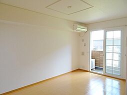 グラシュー 102 1階1LDKのリビング/ダイニング