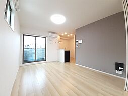 ラフィナート 202 2階1LDKのリビング/ダイニング