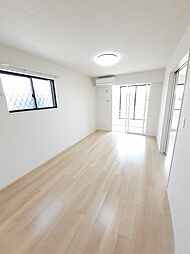 エルヴィノ 101 1階1LDKのリビング/ダイニング