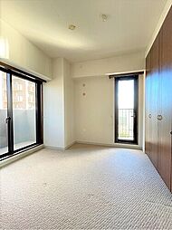 野村ステイツ河原町ガーデンスクエア 4階4LDKのリビング/ダイニング