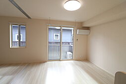 サンコート 105 1階1LDKのリビング/ダイニング