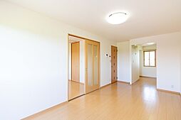 ノーブル千舟　Ｂ 201 2階1LDKのリビング/ダイニング