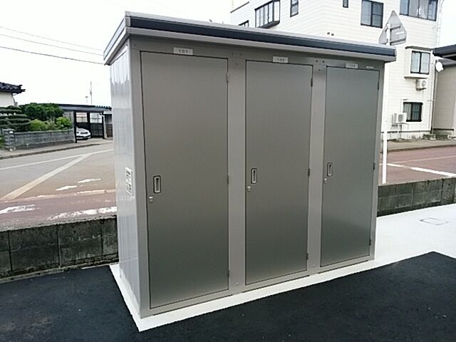 その他