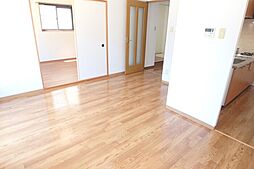 フォブール佐古　B棟 B103 1階3LDKのリビング/ダイニング