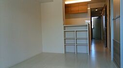 カサ・デ・トレス 205 2階1LDKのリビング/ダイニング