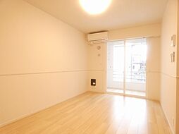 アヴァンス 102 1階1LDKのリビング/ダイニング