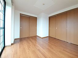 トゥッティ・ジャルディーノ　I 201 2階2DKのリビング/ダイニング