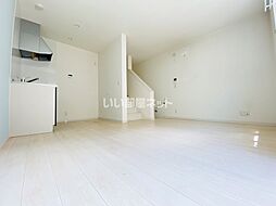 グランツ壺川 101 1階ワンルームのリビング/ダイニング