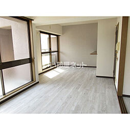 ラッフル千代田 502 5階1LDKのリビング/ダイニング